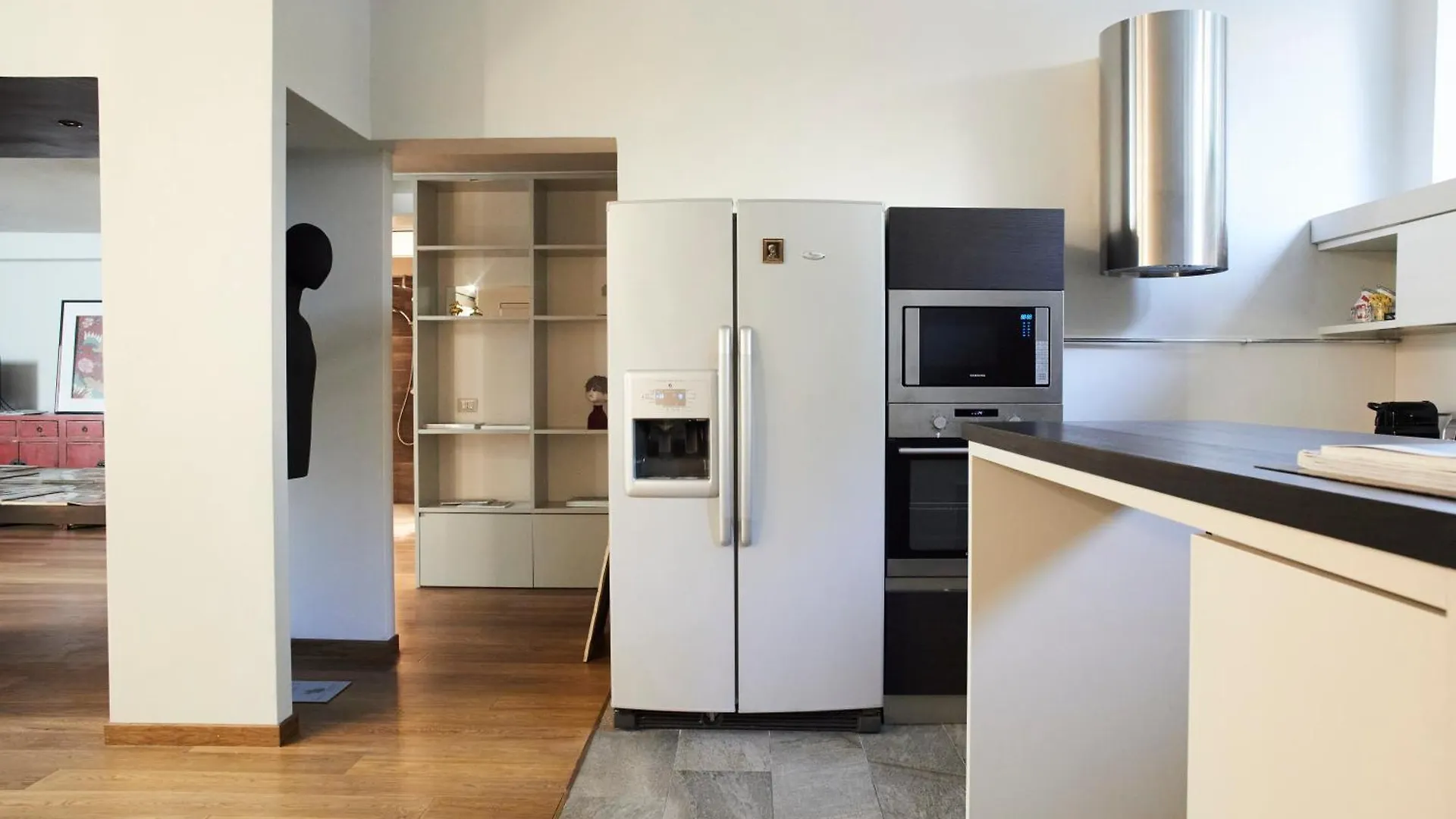 Luxury Apartment - Zona Bocconi Milaan