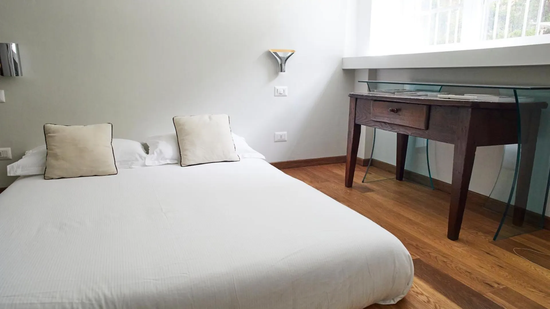 Luxury Apartment - Zona Bocconi Milan