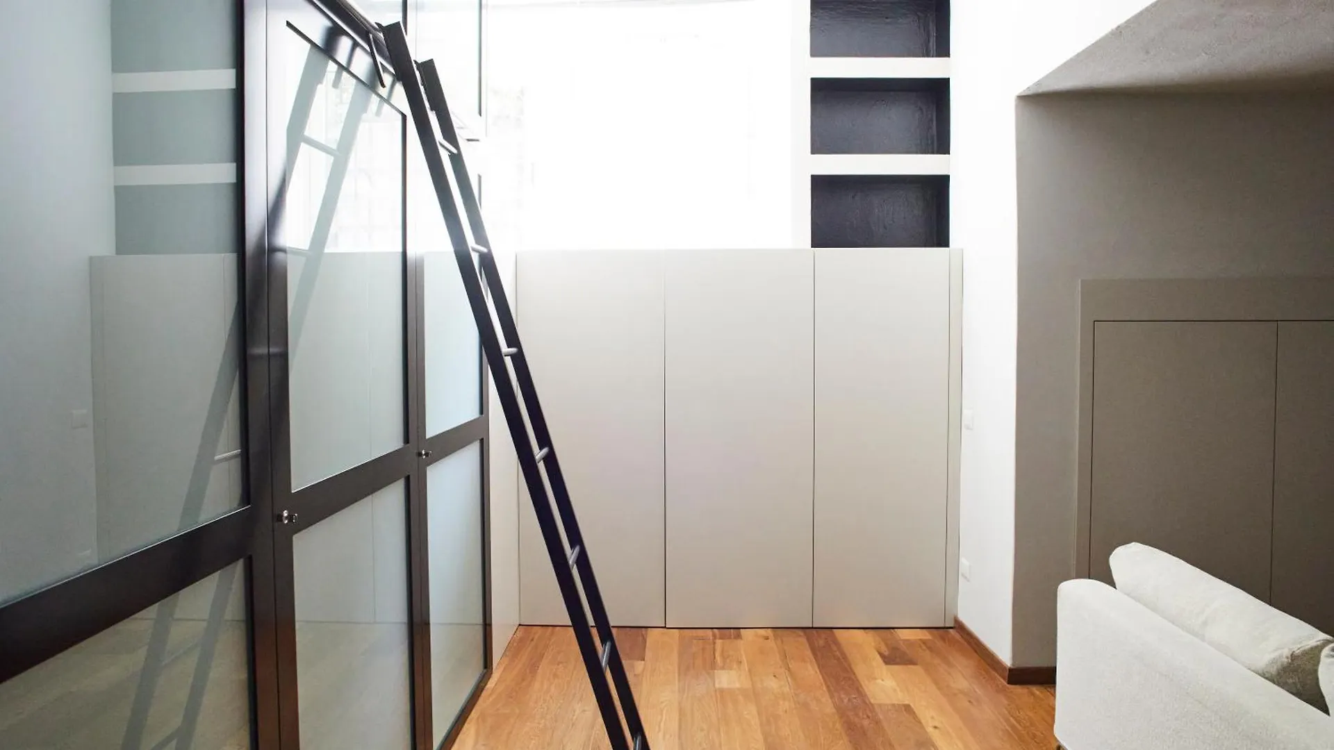 Luxury Apartment - Zona Bocconi Milan