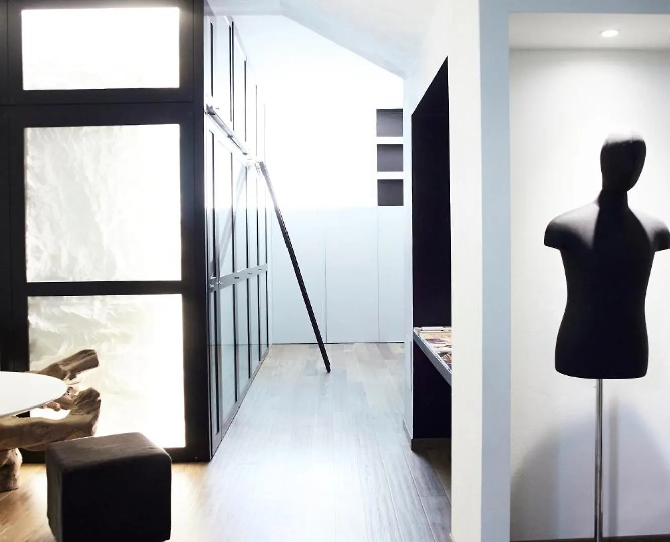 Luxury Apartment - Zona Bocconi Milan Italy
