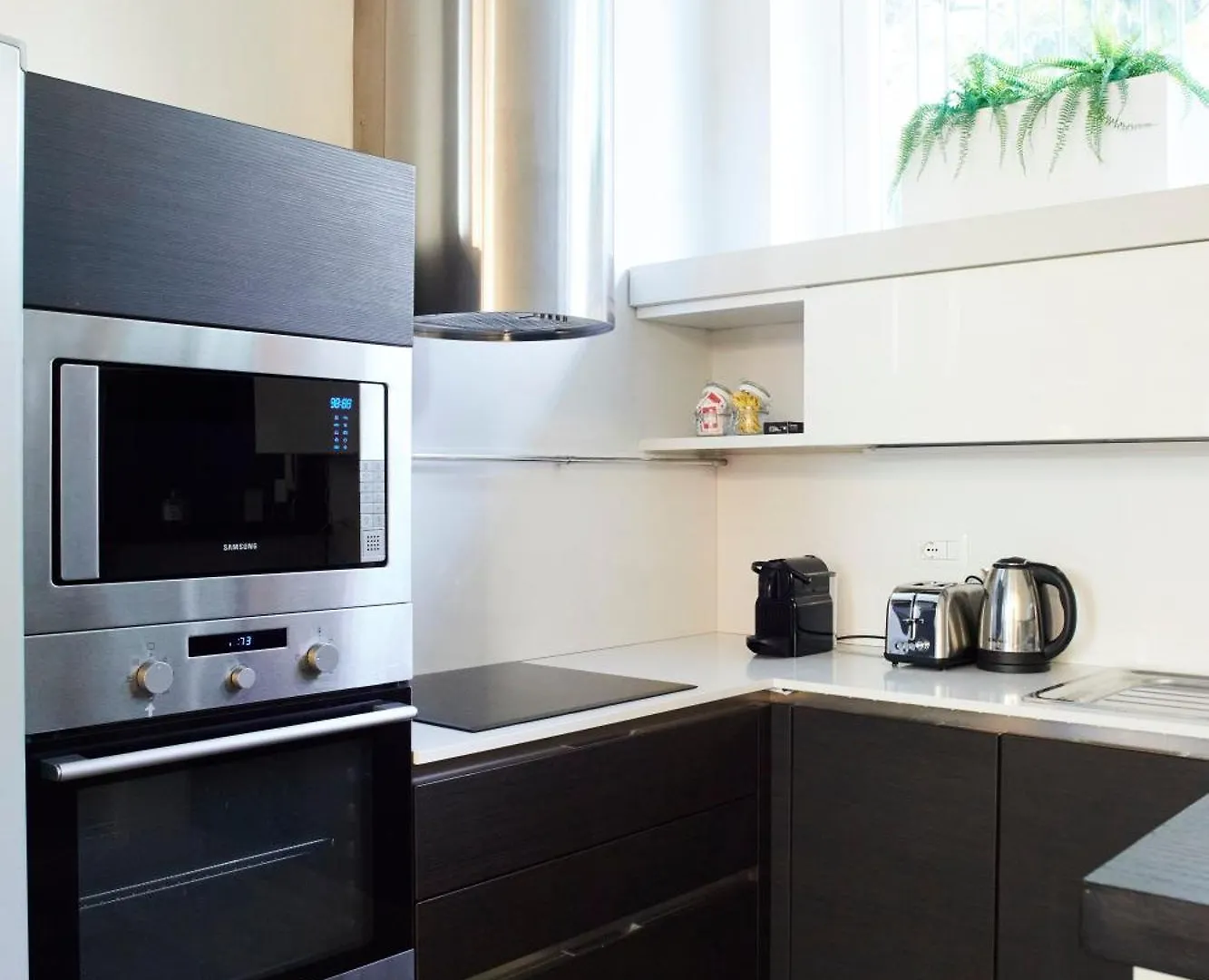 Luxury Apartment - Zona Bocconi Milan